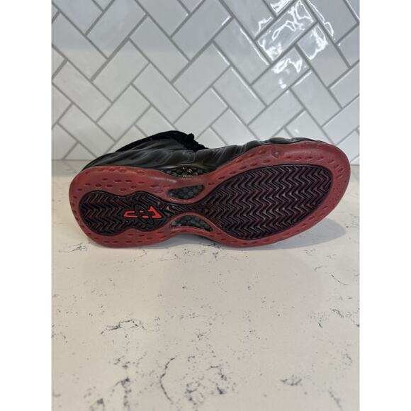 Nike Air Foamposite One Black Red Mens Size 7 IB2219-001 NEW Authentic main image 7